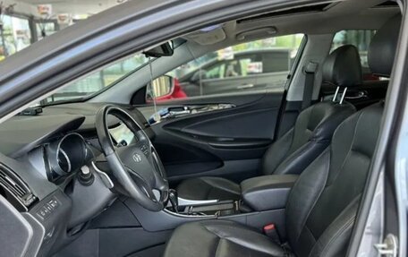 Hyundai Sonata VI, 2011 год, 1 250 000 рублей, 20 фотография