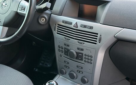 Opel Astra H, 2011 год, 605 000 рублей, 28 фотография