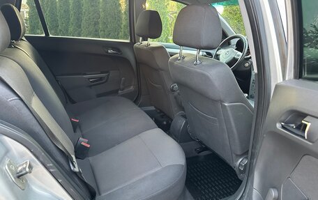 Opel Astra H, 2011 год, 605 000 рублей, 27 фотография