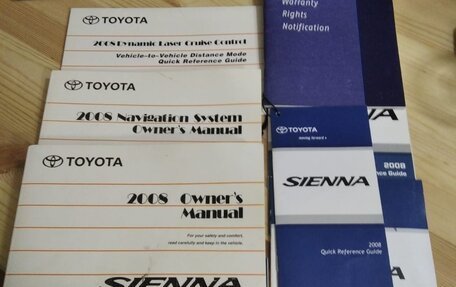 Toyota Sienna II рестайлинг, 2007 год, 1 900 000 рублей, 15 фотография