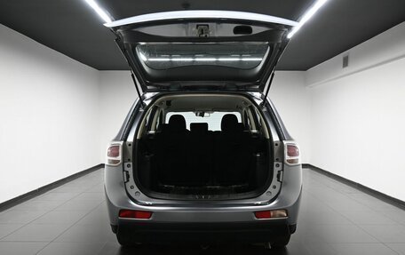 Mitsubishi Outlander III рестайлинг 3, 2013 год, 1 475 000 рублей, 7 фотография