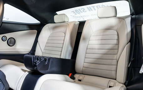 Mercedes-Benz C-Класс, 2018 год, 2 749 000 рублей, 31 фотография