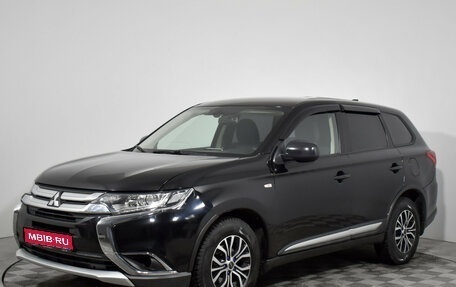 Mitsubishi Outlander III рестайлинг 3, 2018 год, 1 590 000 рублей, 1 фотография