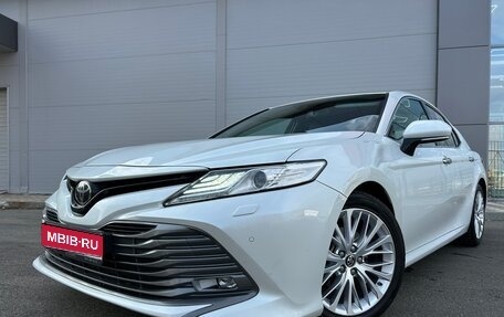 Toyota Camry, 2018 год, 2 920 000 рублей, 1 фотография