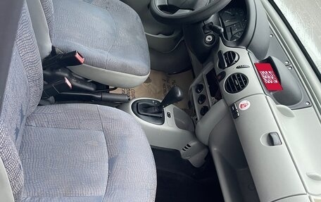 Renault Kangoo II рестайлинг, 2002 год, 350 000 рублей, 1 фотография