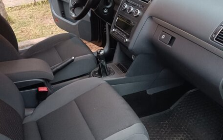 Volkswagen Touran III, 2014 год, 890 000 рублей, 11 фотография