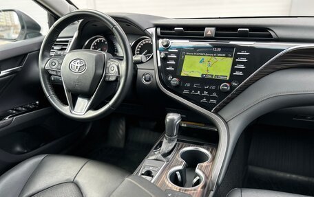 Toyota Camry, 2018 год, 2 920 000 рублей, 4 фотография