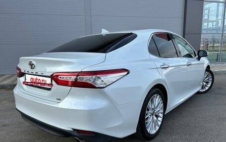 Toyota Camry, 2018 год, 2 920 000 рублей, 5 фотография