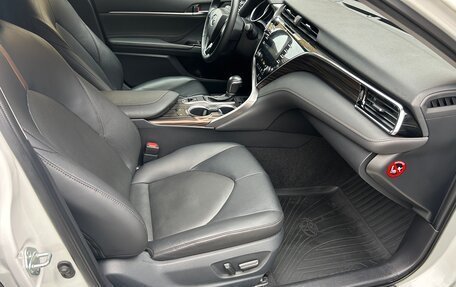 Toyota Camry, 2018 год, 2 920 000 рублей, 11 фотография