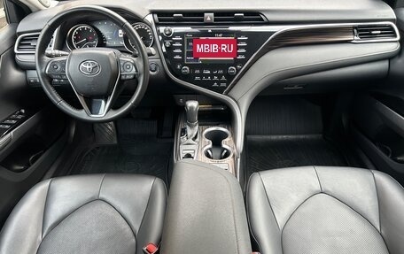 Toyota Camry, 2018 год, 2 920 000 рублей, 13 фотография