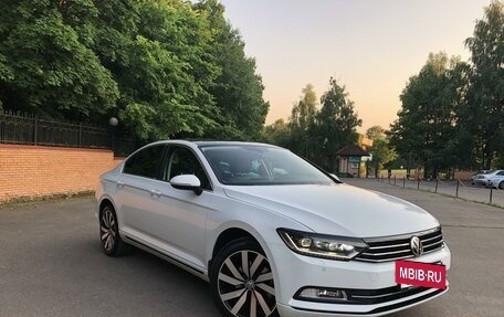 Volkswagen Passat B8 рестайлинг, 2019 год, 2 800 000 рублей, 2 фотография