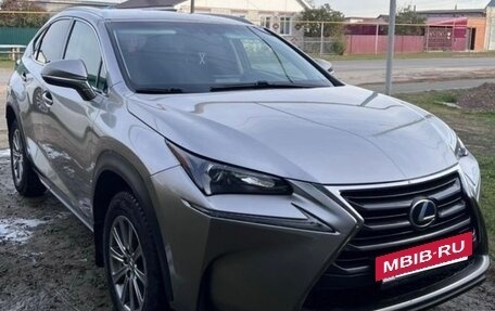 Lexus NX I, 2015 год, 2 350 000 рублей, 4 фотография