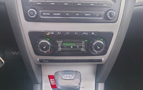 Skoda Octavia, 2012 год, 800 000 рублей, 12 фотография