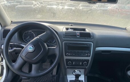 Skoda Octavia, 2011 год, 584 000 рублей, 2 фотография