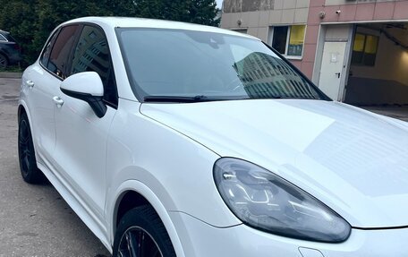 Porsche Cayenne III, 2015 год, 3 330 000 рублей, 2 фотография