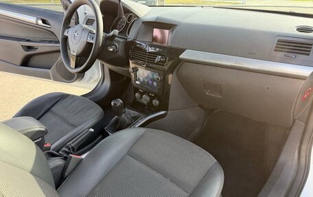 Opel Astra H, 2008 год, 650 000 рублей, 9 фотография