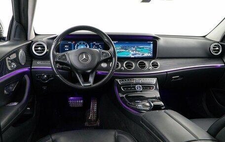 Mercedes-Benz E-Класс, 2017 год, 2 679 050 рублей, 6 фотография