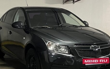 Chevrolet Cruze II, 2009 год, 469 000 рублей, 3 фотография