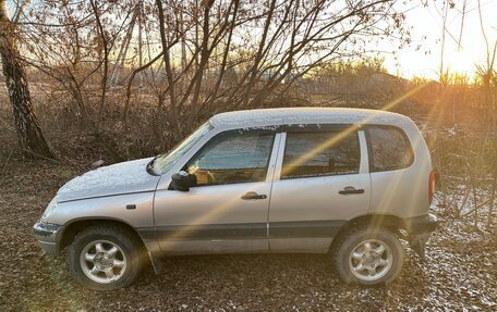 Chevrolet Niva I рестайлинг, 2003 год, 350 000 рублей, 2 фотография
