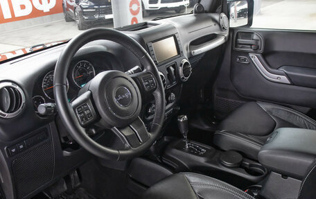 Jeep Wrangler, 2014 год, 4 498 000 рублей, 17 фотография