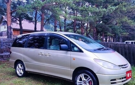 Toyota Estima III рестайлинг -2, 2001 год, 800 000 рублей, 1 фотография