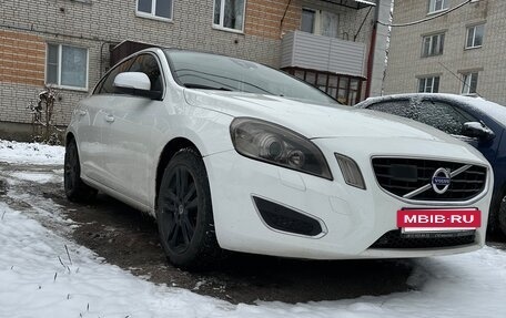 Volvo S60 III, 2012 год, 999 999 рублей, 2 фотография