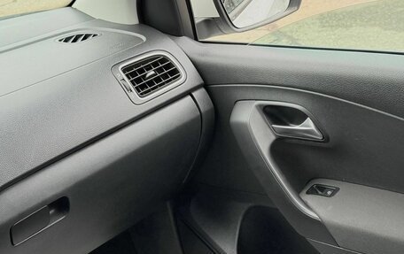 Volkswagen Polo VI (EU Market), 2018 год, 1 010 000 рублей, 23 фотография