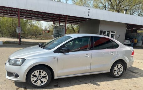 Volkswagen Polo VI (EU Market), 2014 год, 870 000 рублей, 3 фотография