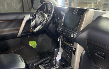 Toyota Land Cruiser Prado 150 рестайлинг 2, 2012 год, 2 850 000 рублей, 12 фотография