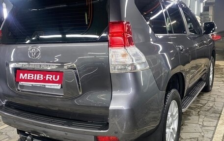 Toyota Land Cruiser Prado 150 рестайлинг 2, 2012 год, 2 850 000 рублей, 6 фотография