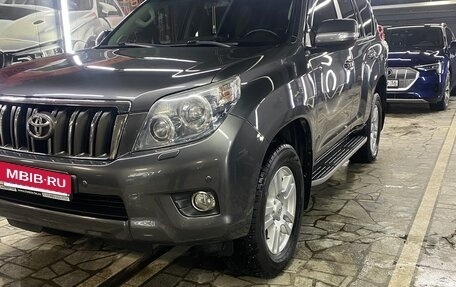 Toyota Land Cruiser Prado 150 рестайлинг 2, 2012 год, 2 850 000 рублей, 22 фотография