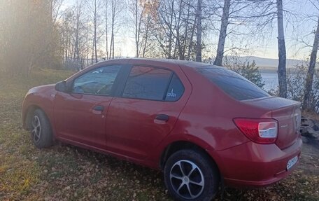 Renault Logan II, 2015 год, 500 000 рублей, 4 фотография