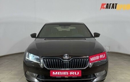 Skoda Superb III рестайлинг, 2018 год, 1 870 000 рублей, 2 фотография