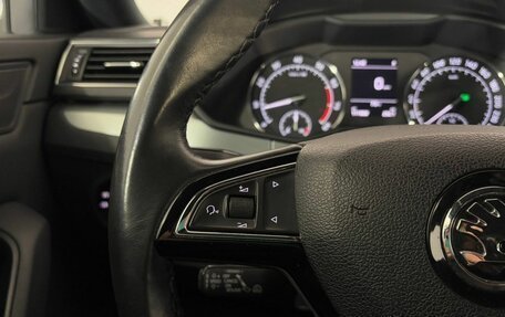 Skoda Superb III рестайлинг, 2018 год, 1 870 000 рублей, 18 фотография