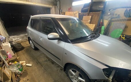 Skoda Fabia II, 2011 год, 250 000 рублей, 1 фотография