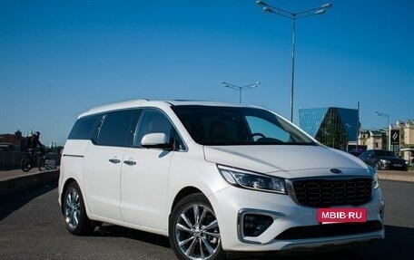 KIA Carnival III, 2018 год, 3 999 999 рублей, 3 фотография