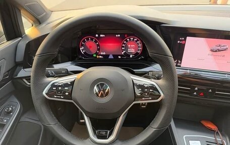 Volkswagen Golf VIII, 2021 год, 1 680 000 рублей, 9 фотография