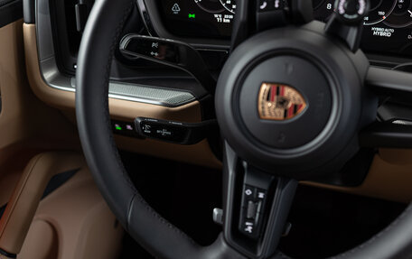 Porsche Cayenne III, 2025 год, 18 590 000 рублей, 16 фотография