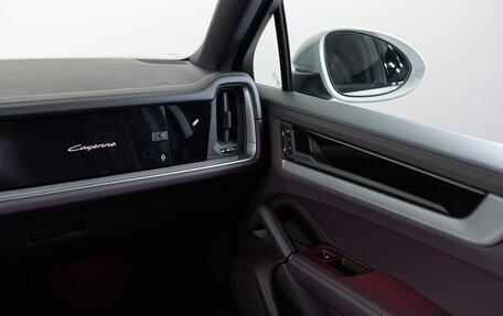 Porsche Cayenne III, 2025 год, 17 990 000 рублей, 18 фотография