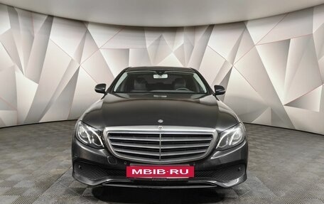 Mercedes-Benz E-Класс, 2019 год, 2 597 000 рублей, 7 фотография