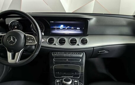 Mercedes-Benz E-Класс, 2019 год, 2 597 000 рублей, 11 фотография