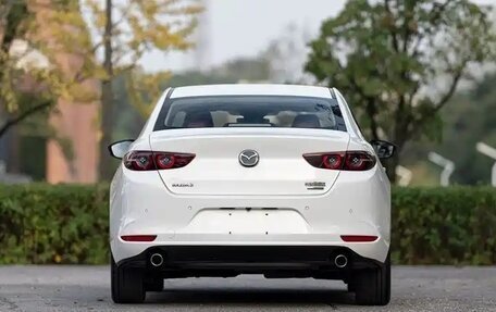 Mazda 3, 2022 год, 1 350 000 рублей, 5 фотография