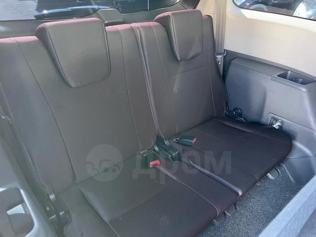 Toyota Wish II, 2011 год, 980 000 рублей, 2 фотография