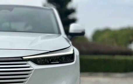 Honda Vezel, 2023 год, 2 150 001 рублей, 9 фотография