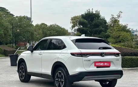 Honda Vezel, 2023 год, 2 150 001 рублей, 6 фотография