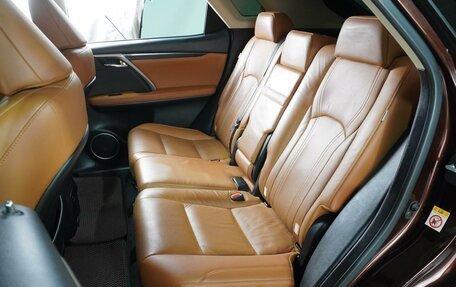 Lexus RX IV рестайлинг, 2019 год, 4 999 000 рублей, 9 фотография