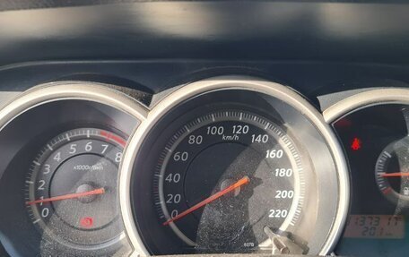 Nissan Tiida, 2010 год, 850 000 рублей, 5 фотография