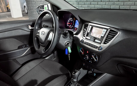 Hyundai Solaris II рестайлинг, 2019 год, 1 410 000 рублей, 15 фотография