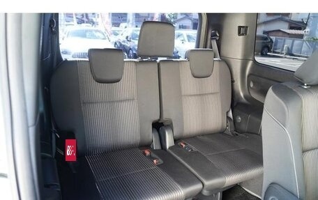 Toyota Voxy III, 2021 год, 2 102 003 рублей, 8 фотография