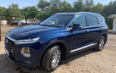 Hyundai Santa Fe IV, 2019 год, 2 390 000 рублей, 1 фотография